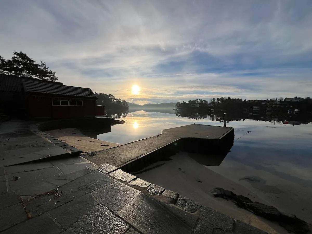 Villa Vy - A Gem With Private Beach In Bergen