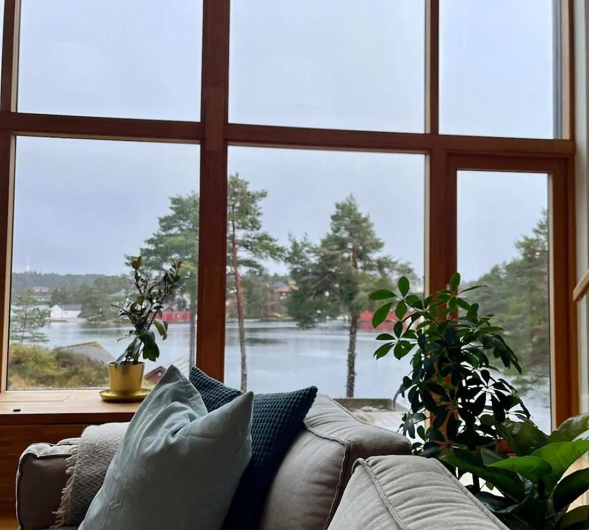 Villa Vy - A Gem With Private Beach In Bergen 0*,