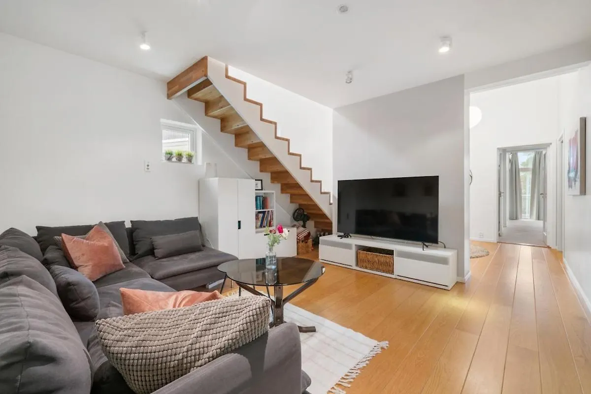 Villa Vy - A Gem With Private Beach In Bergen