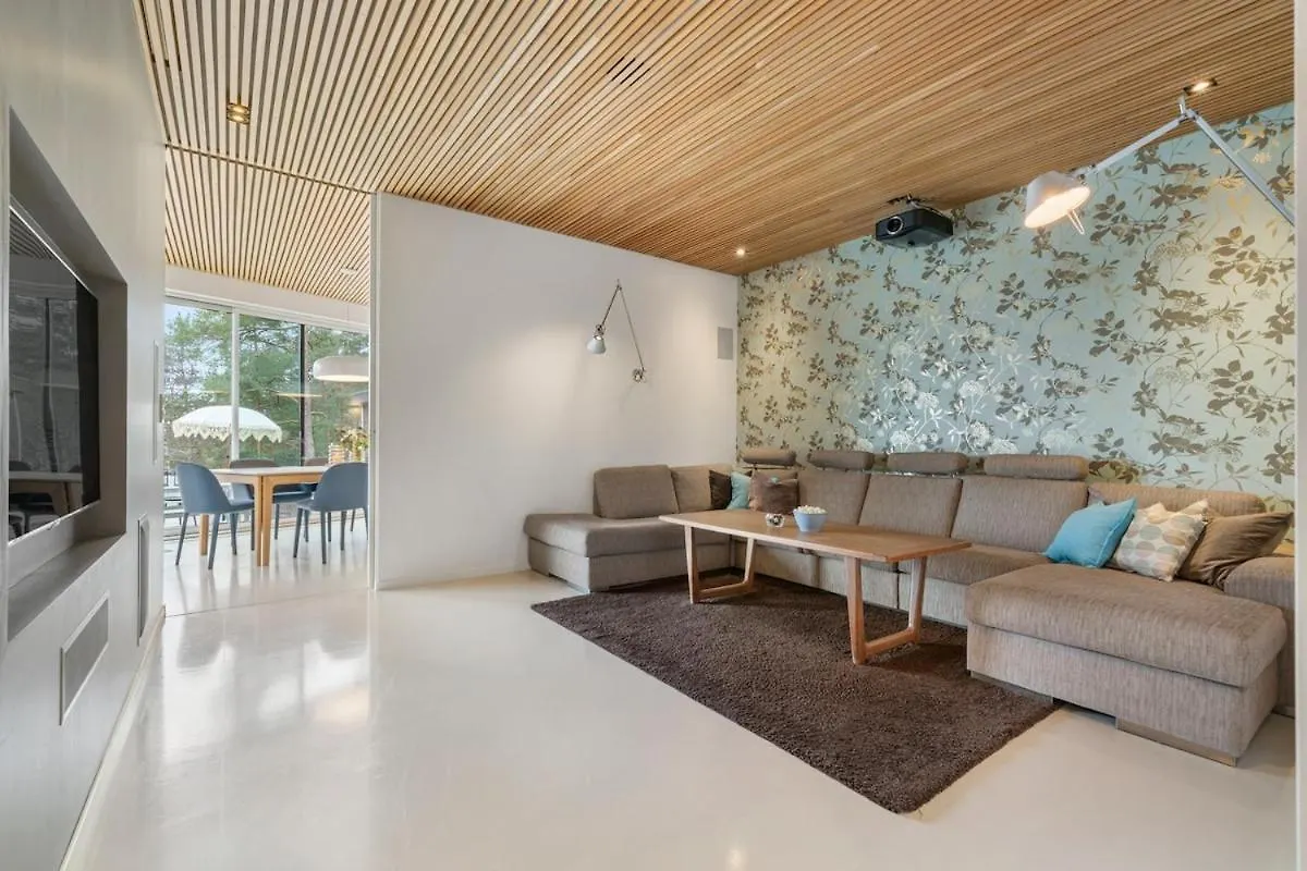 Villa Vy - A Gem With Private Beach In Bergen 0*,