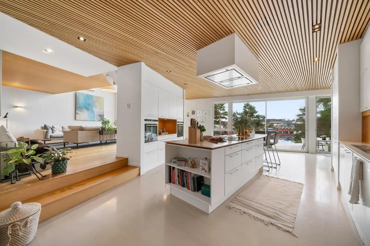 Villa Vy - A Gem With Private Beach In Bergen