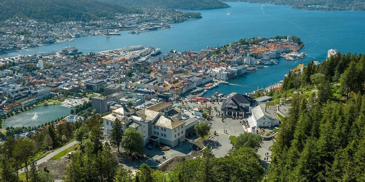 Villa Vy - A Gem With Private Beach In Bergen 0*,  Norway
